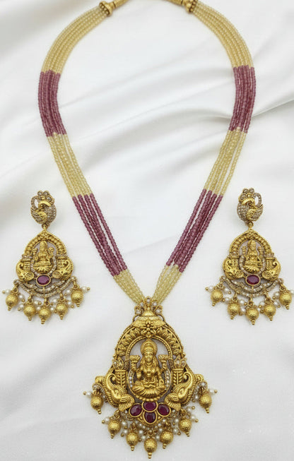 Beaded Pendant Necklace Set