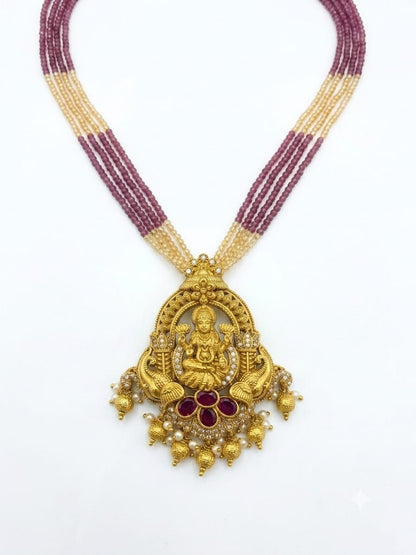 Beaded Pendant Necklace Set