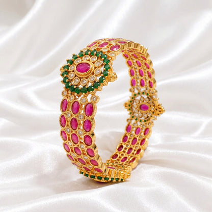 Royal Gold Plated Kemp & Emerald Openable Kada Bangle