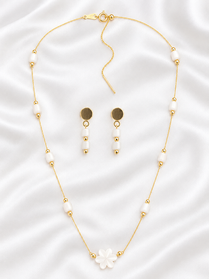 White Shell Flower Gold Necklace & Earring Set