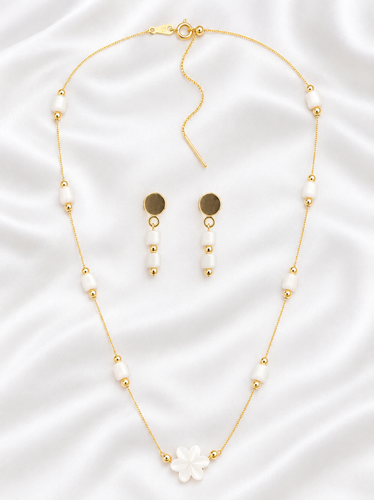White Shell Flower Gold Necklace & Earring Set