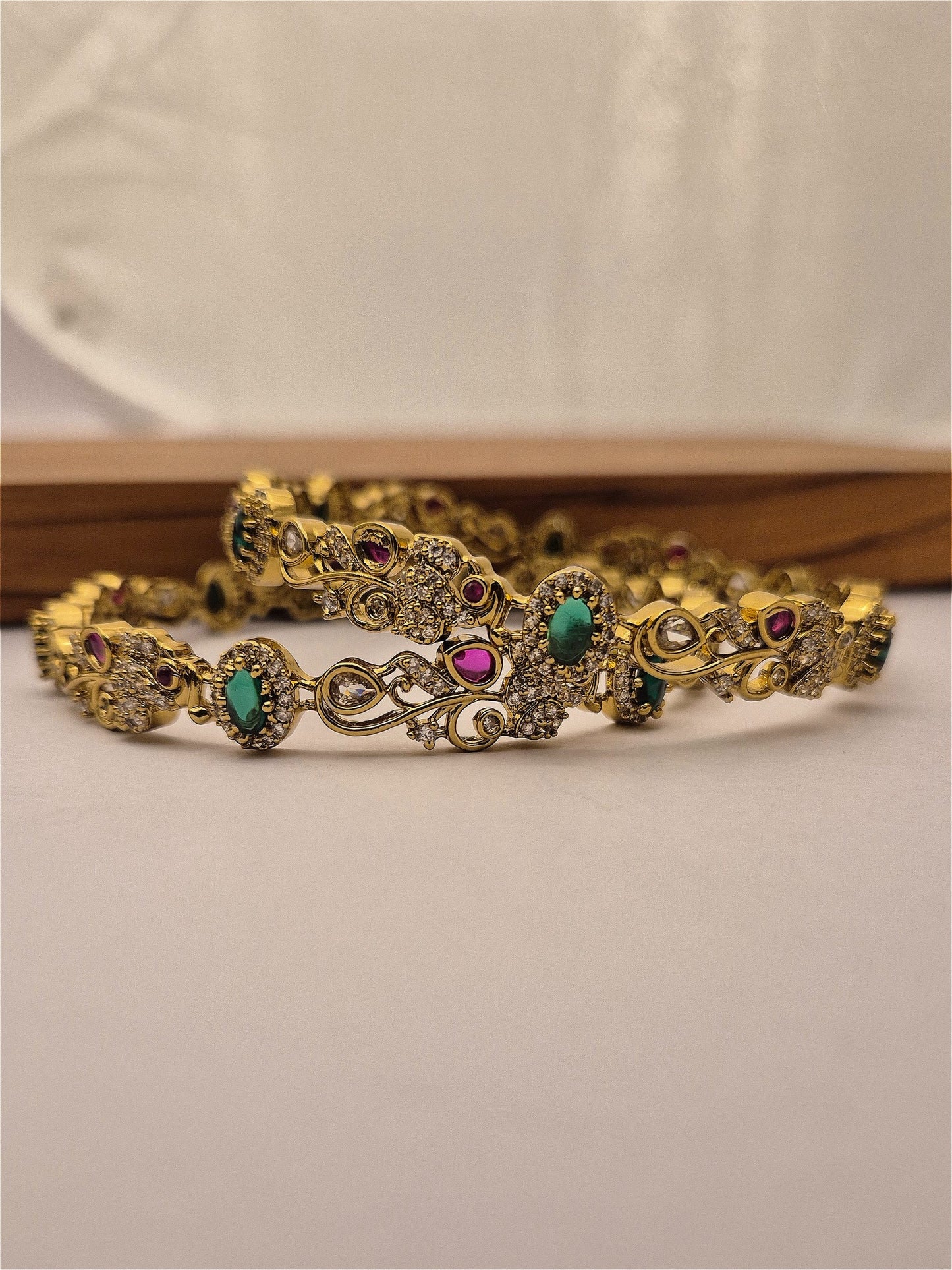 Kundan Bangles