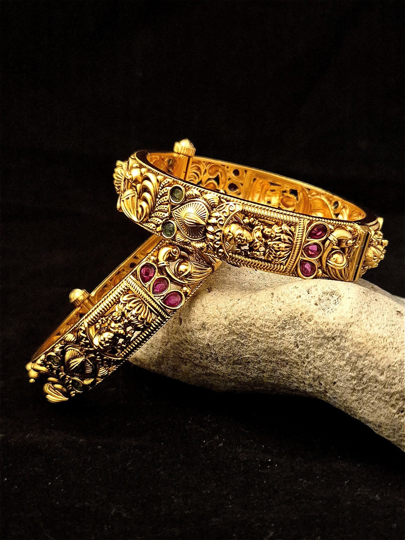 Antique bangle