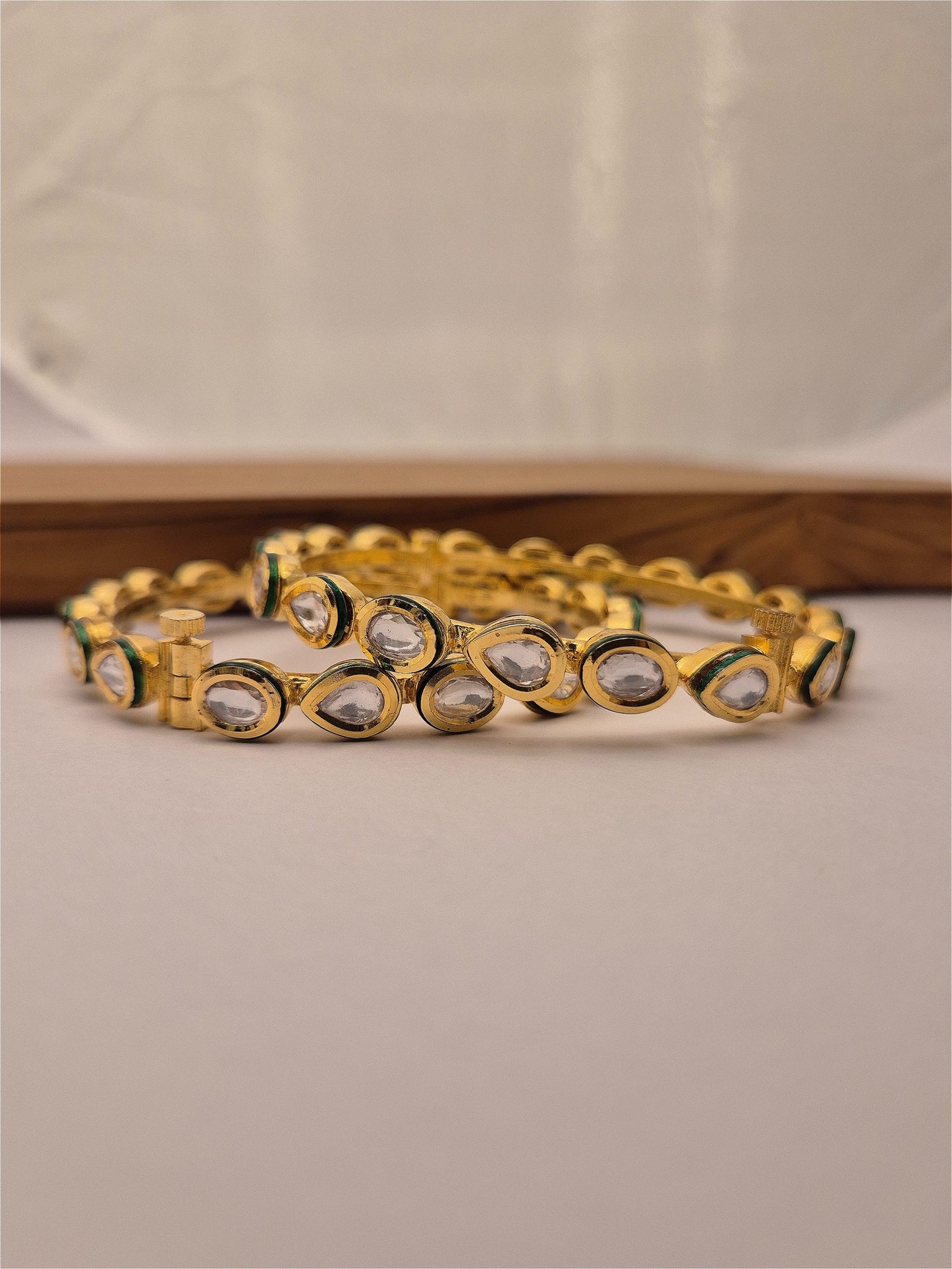 Kundan Bangles