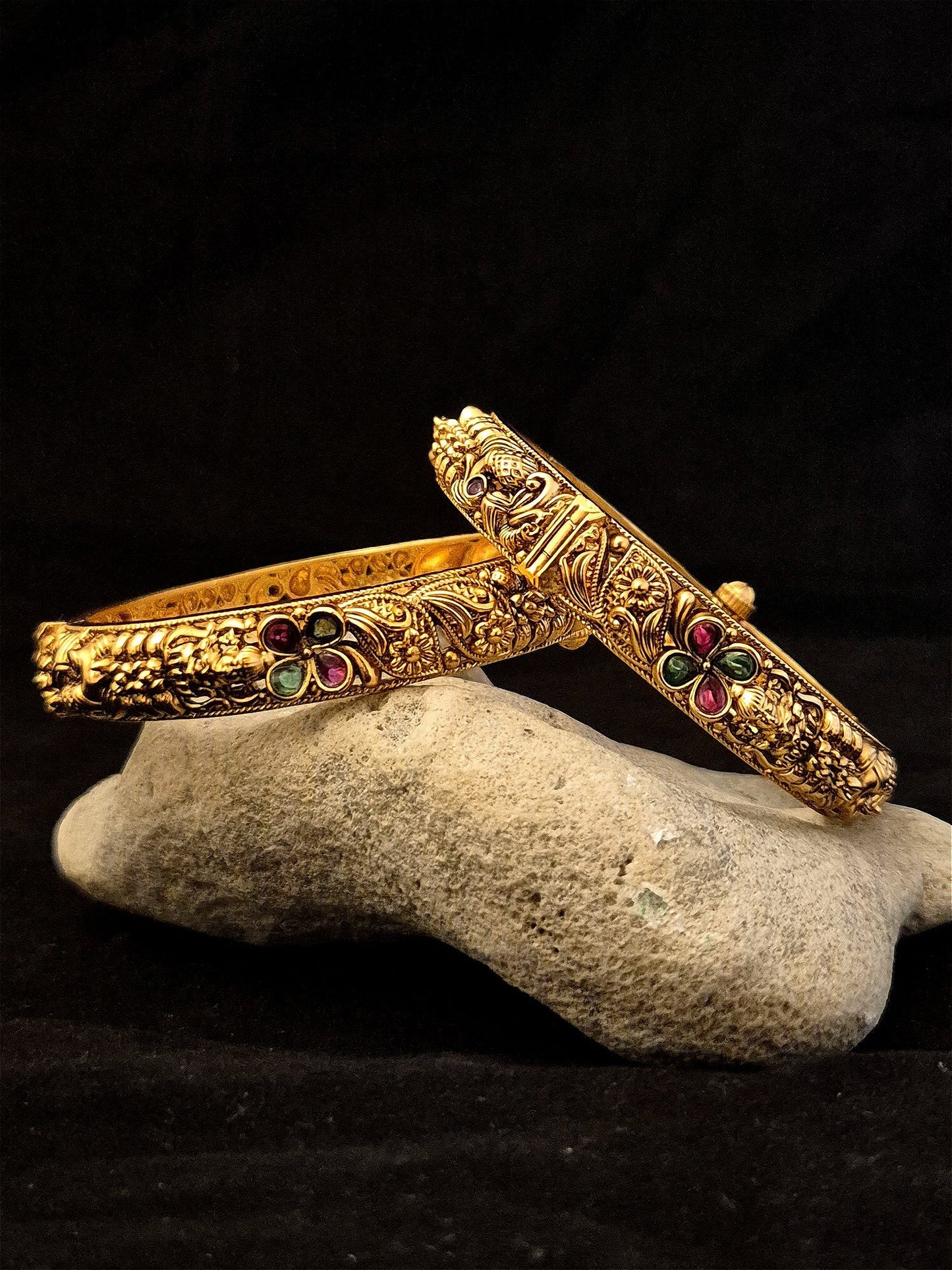 Antique bangle