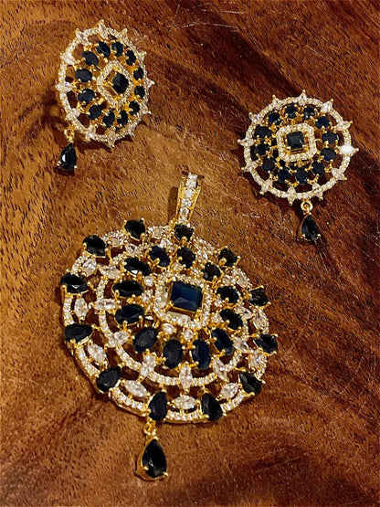 Pendant set
