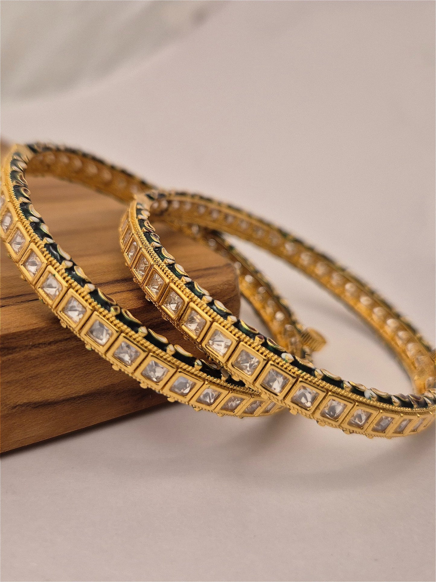 Kundan Bangles
