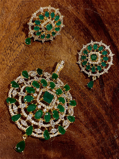 Pendant set