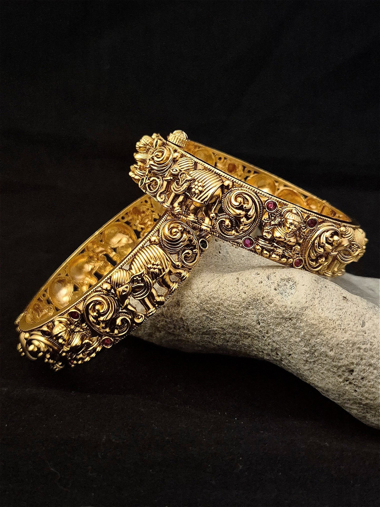 Antique bangle