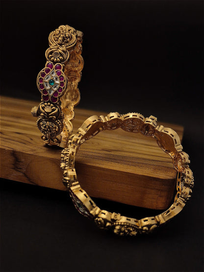 Antique bangle