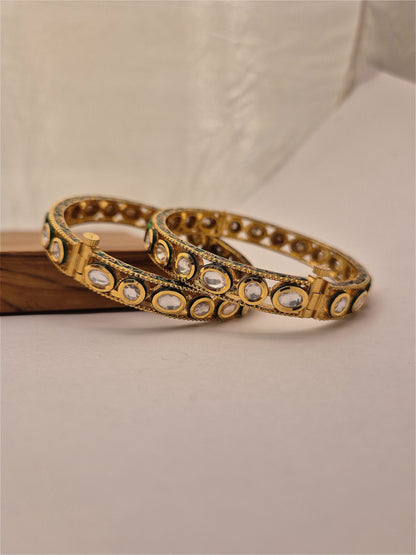 Kundan Bangles