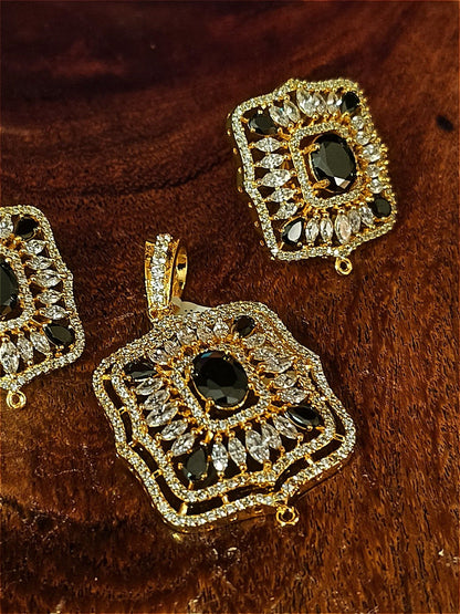 Pendant set