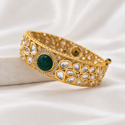 Gold-Plated Central Green Stone Kundan Bangle