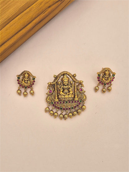 Antique pendant
