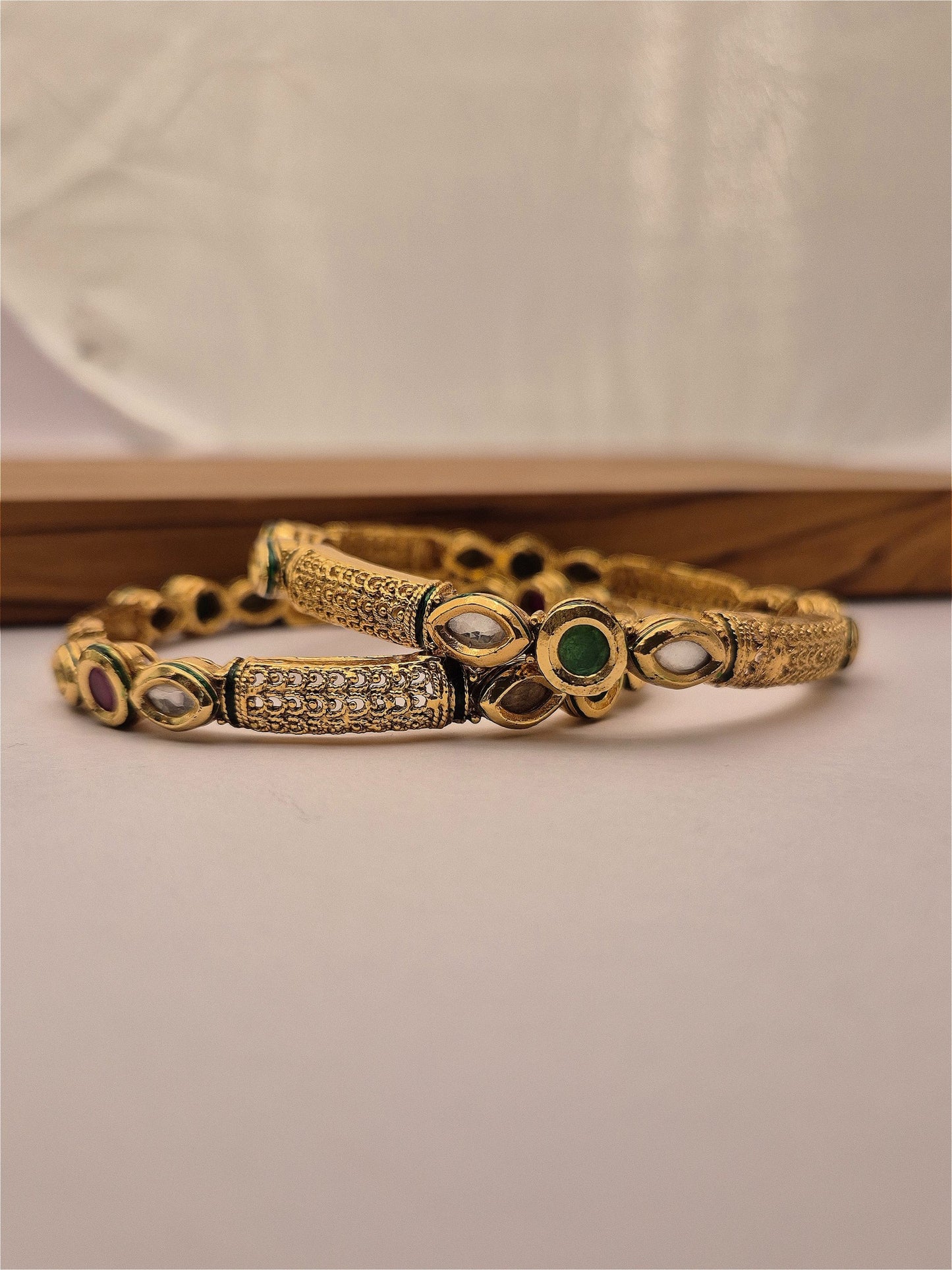 Kundan Bangles