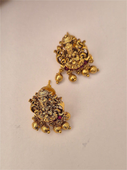 Antique pendant
