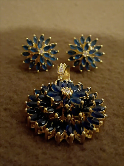 Pendant set