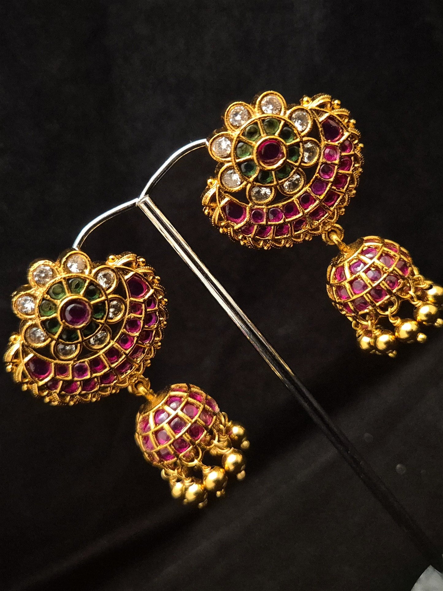 Jadau kundan