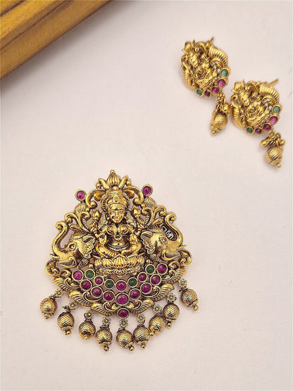 Antique pendant