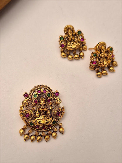Antique pendant