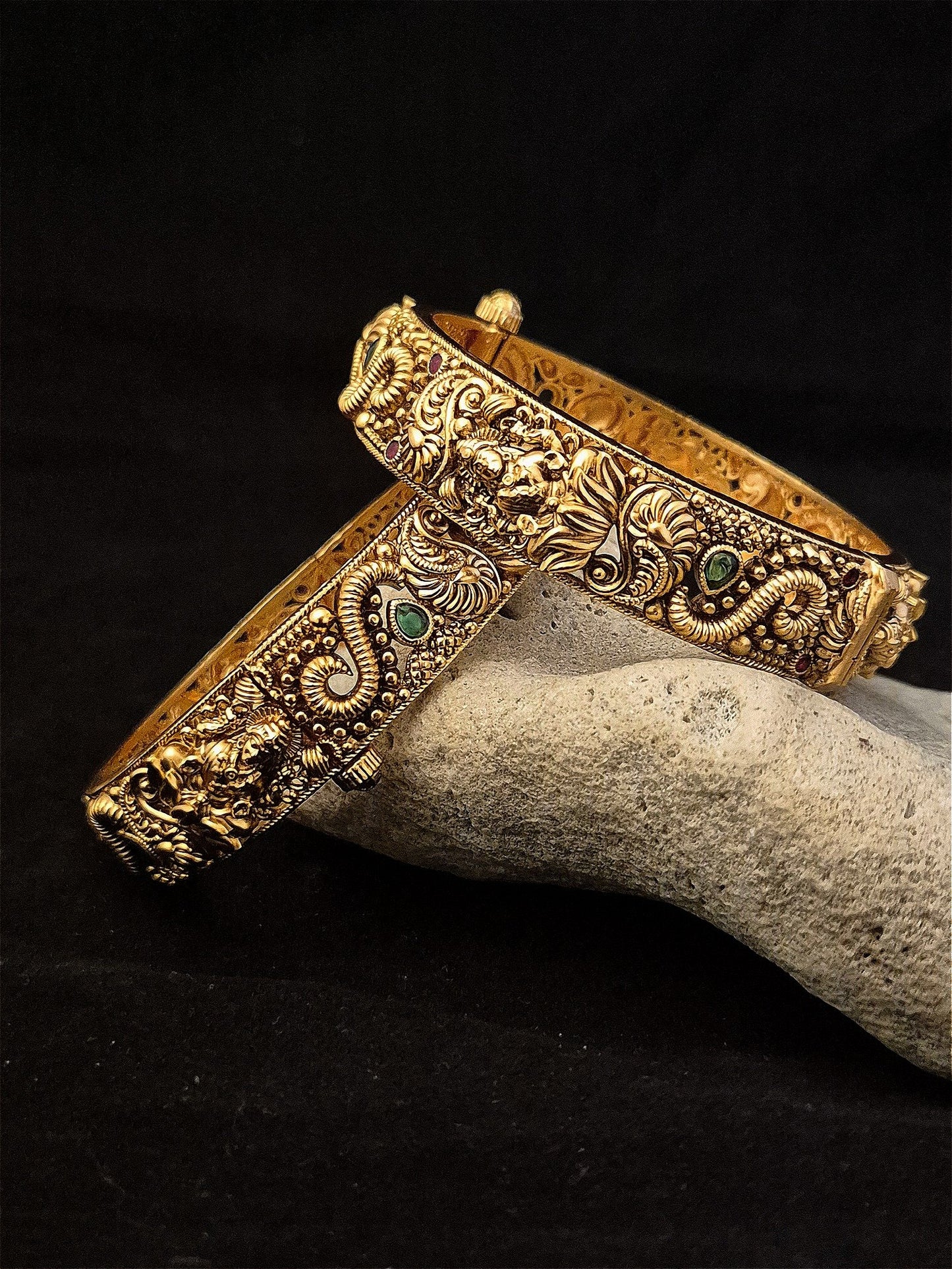 Antique bangle