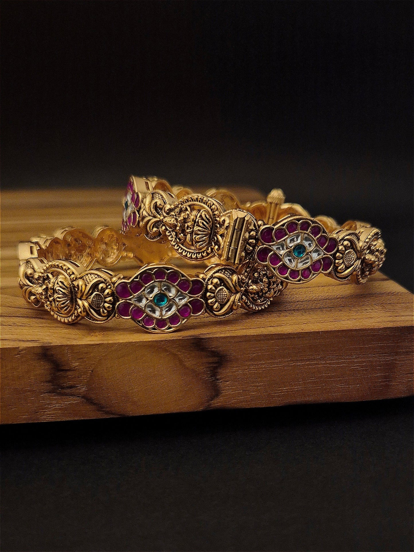 Antique bangle