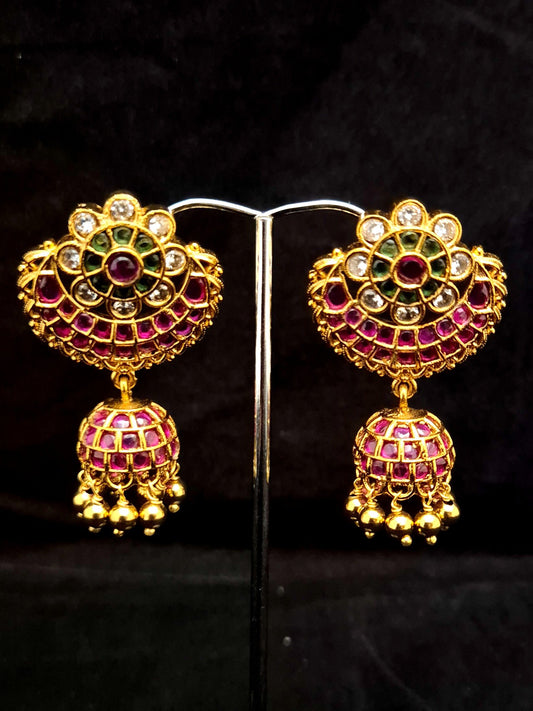 Jadau kundan