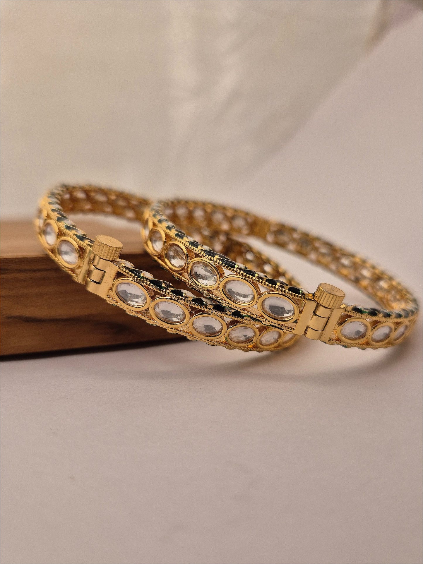 Kundan Bangles