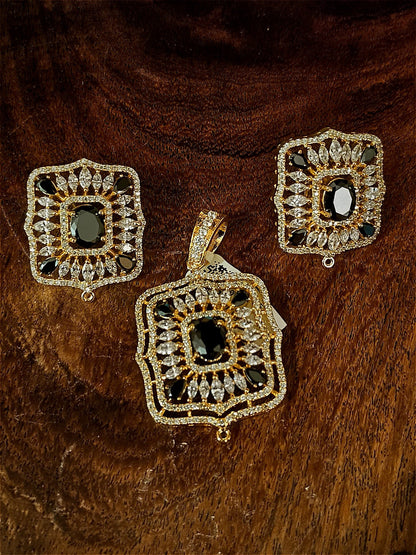 Pendant set