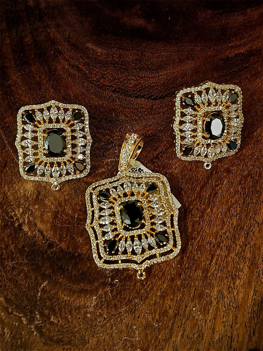 Pendant set