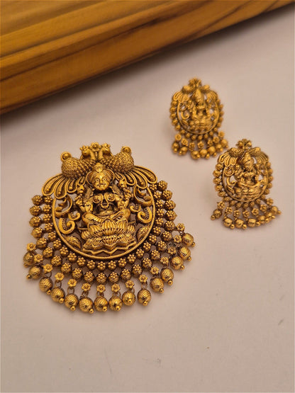 Antique pendant