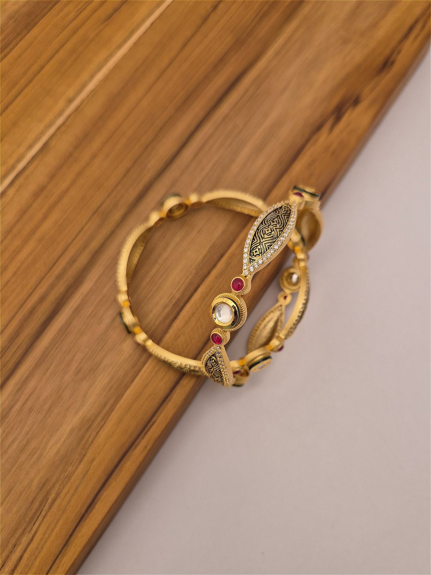 Kundan Bangles