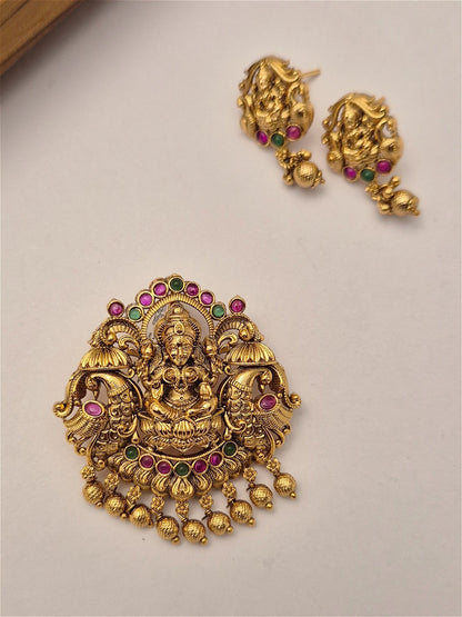 Antique pendant