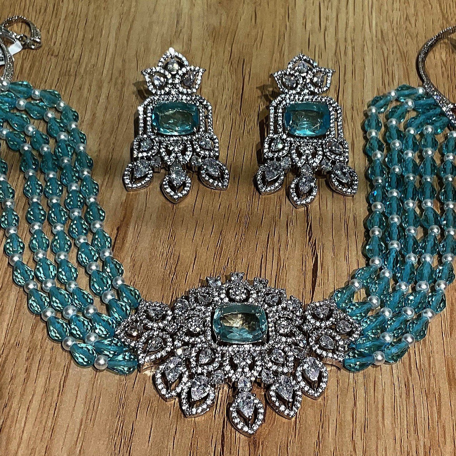 Beads Choker