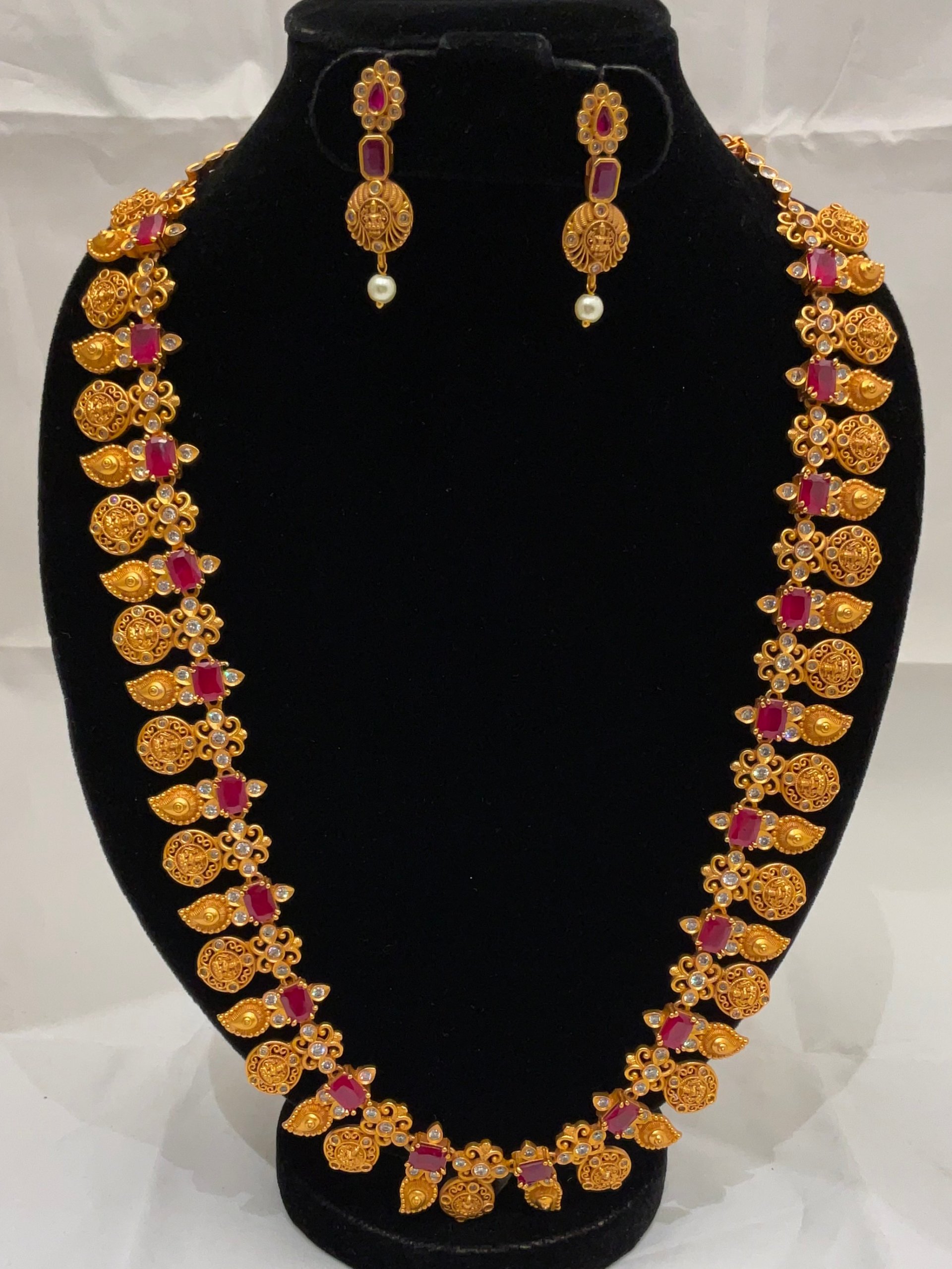 Matte long Necklace-001