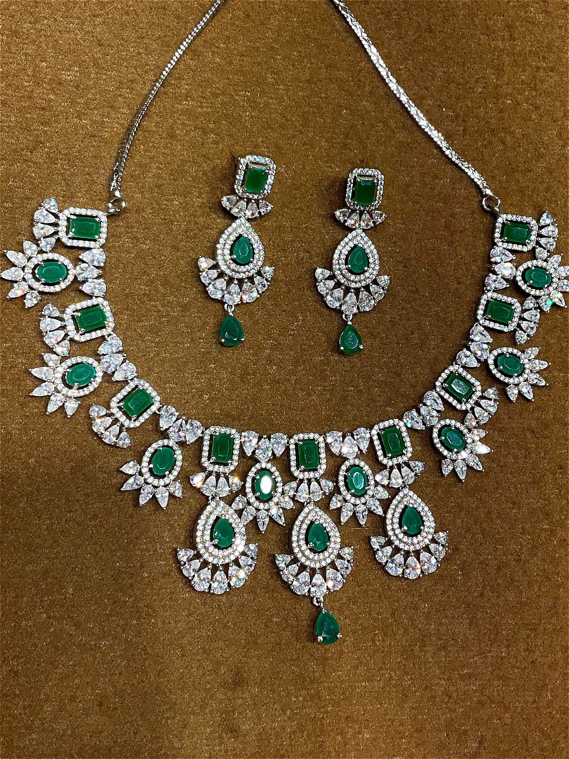 Stone necklace NCK-RO-ST-085