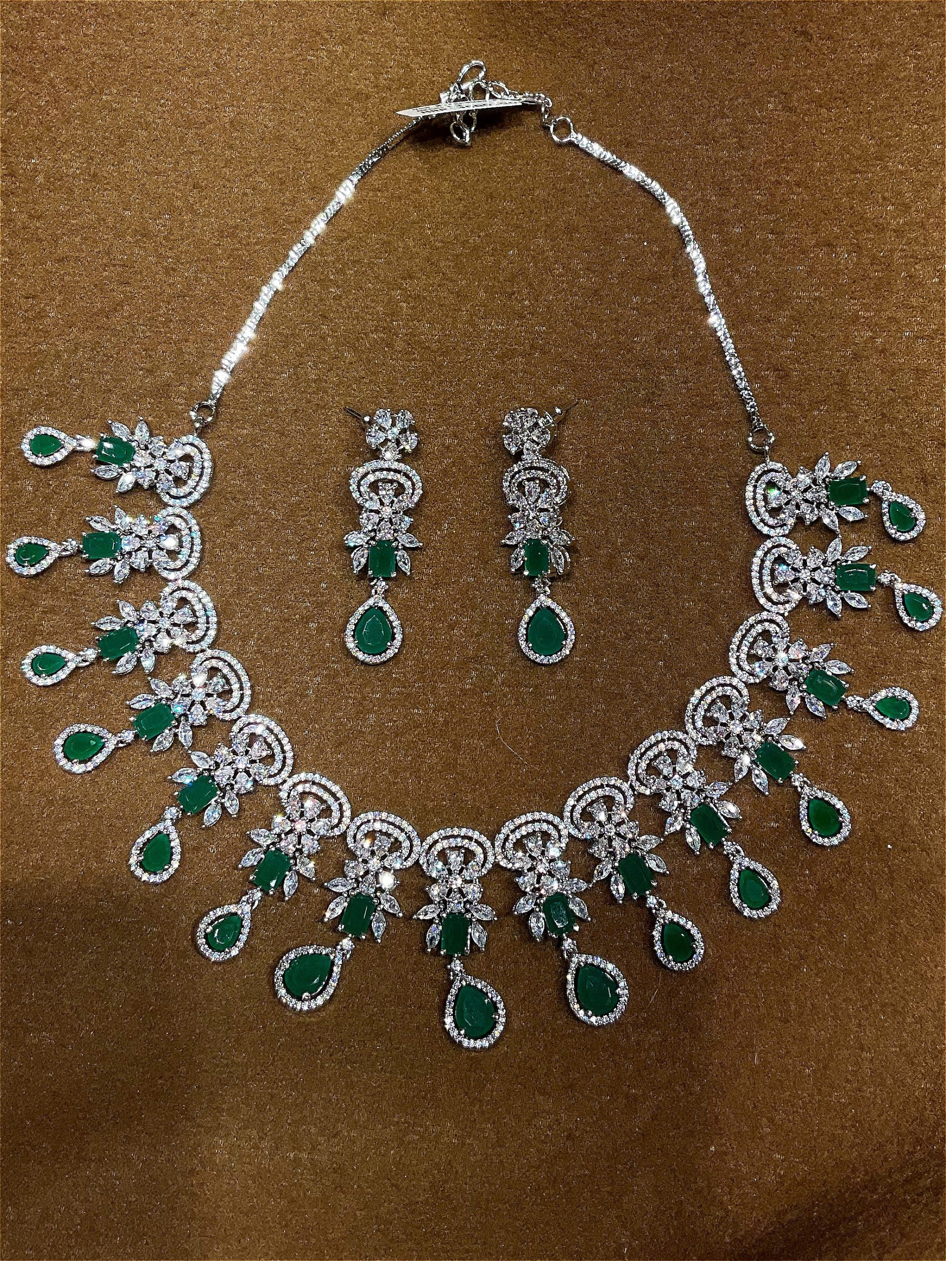 Stone necklace NCK-RO-ST-084