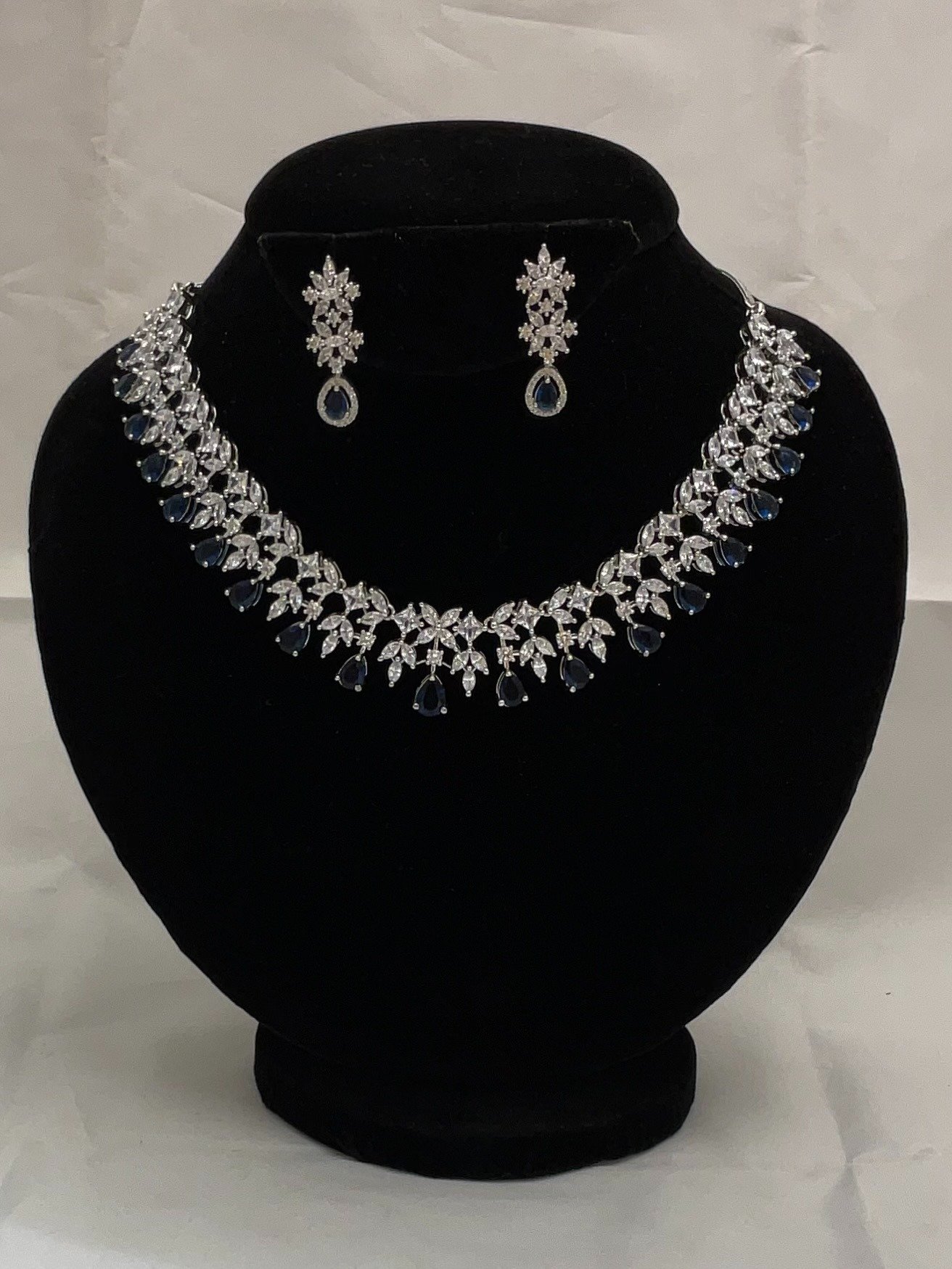 ZIRCON STONE NECKLACE NCK-RO-ZC-005
