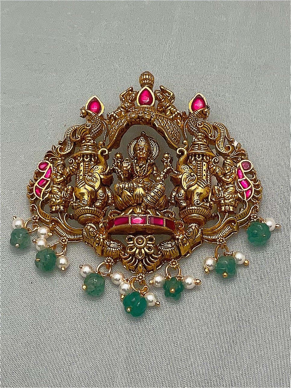 Antique silver pendant SGC-PND-008