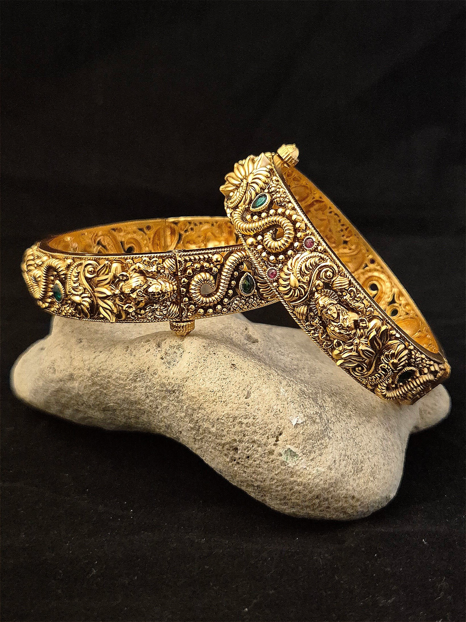 Antique bangle BNG-AQ-KP-015