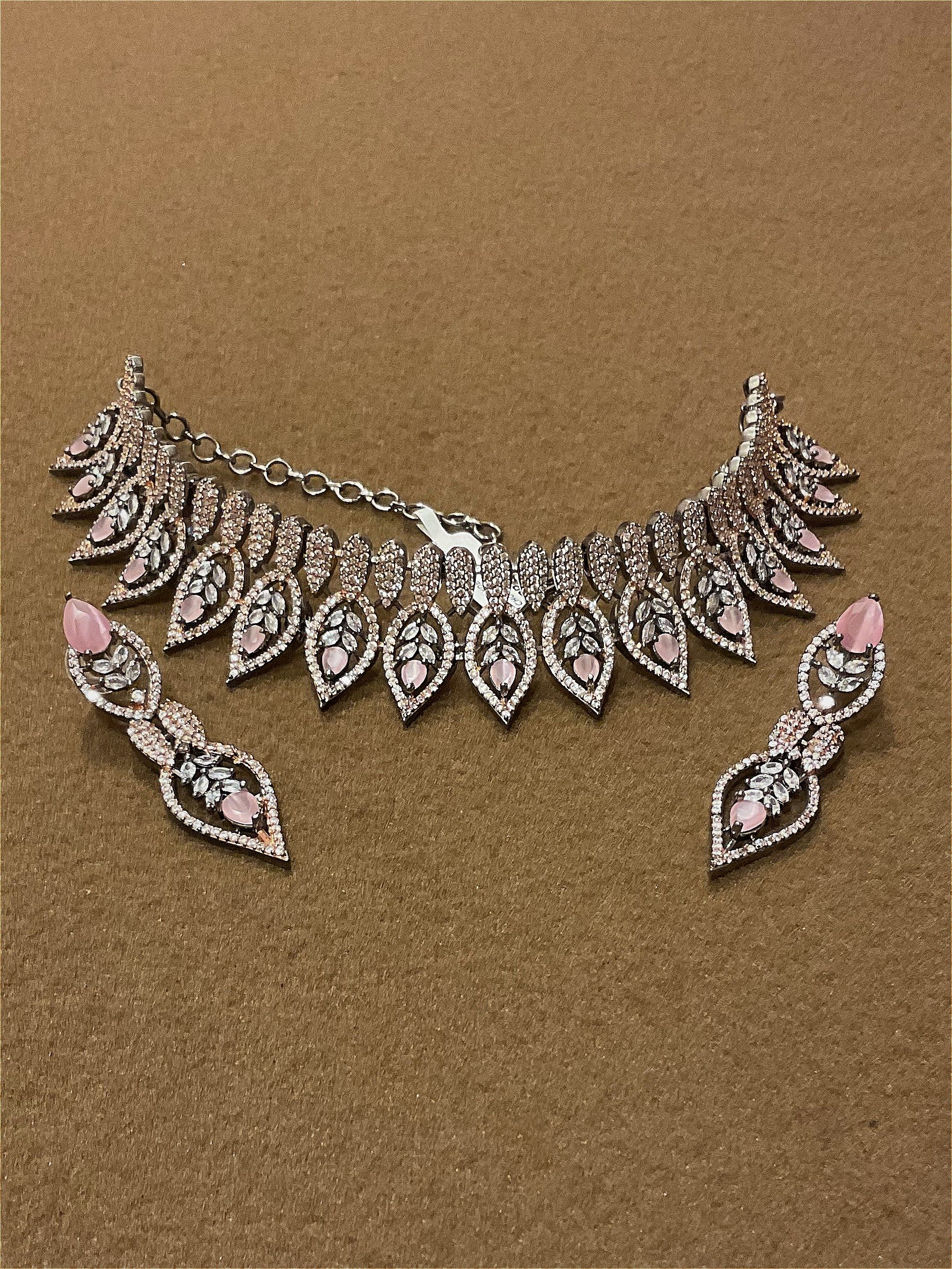 Victorian Choker  CHR-VT-ST-005