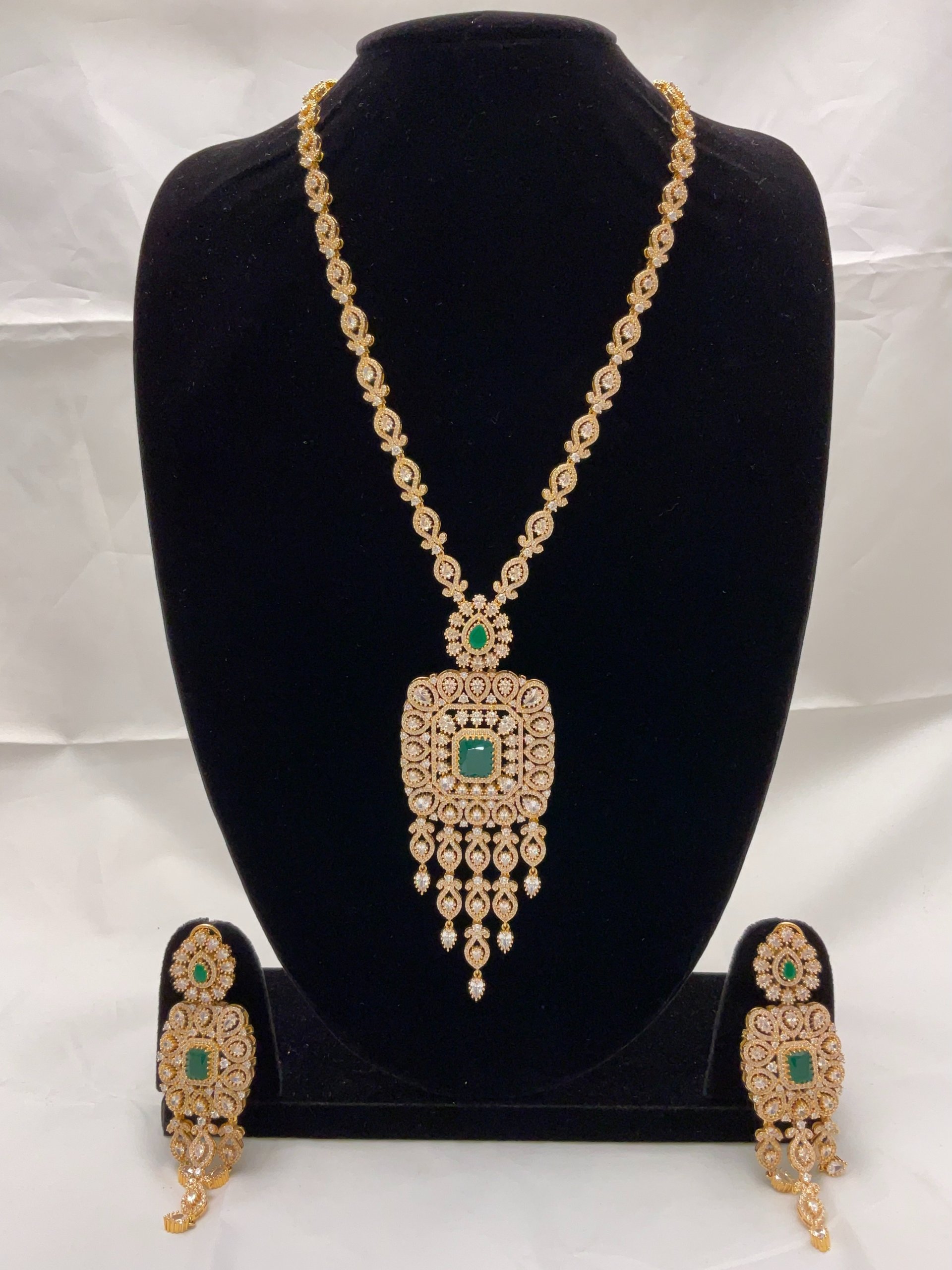 ZIRCON STONE NECKLACE NCK-RO-ZC-006