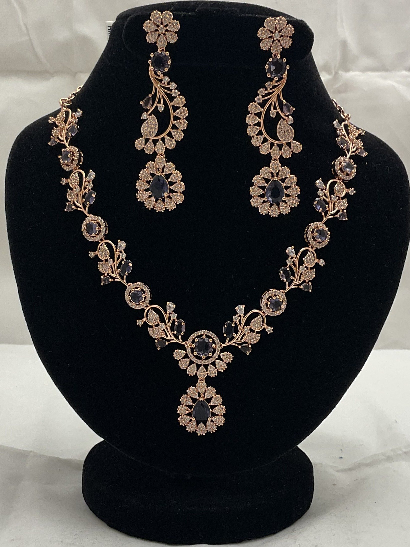 ZIRCON STONE NECKLACE NCK-RO-ZC-008