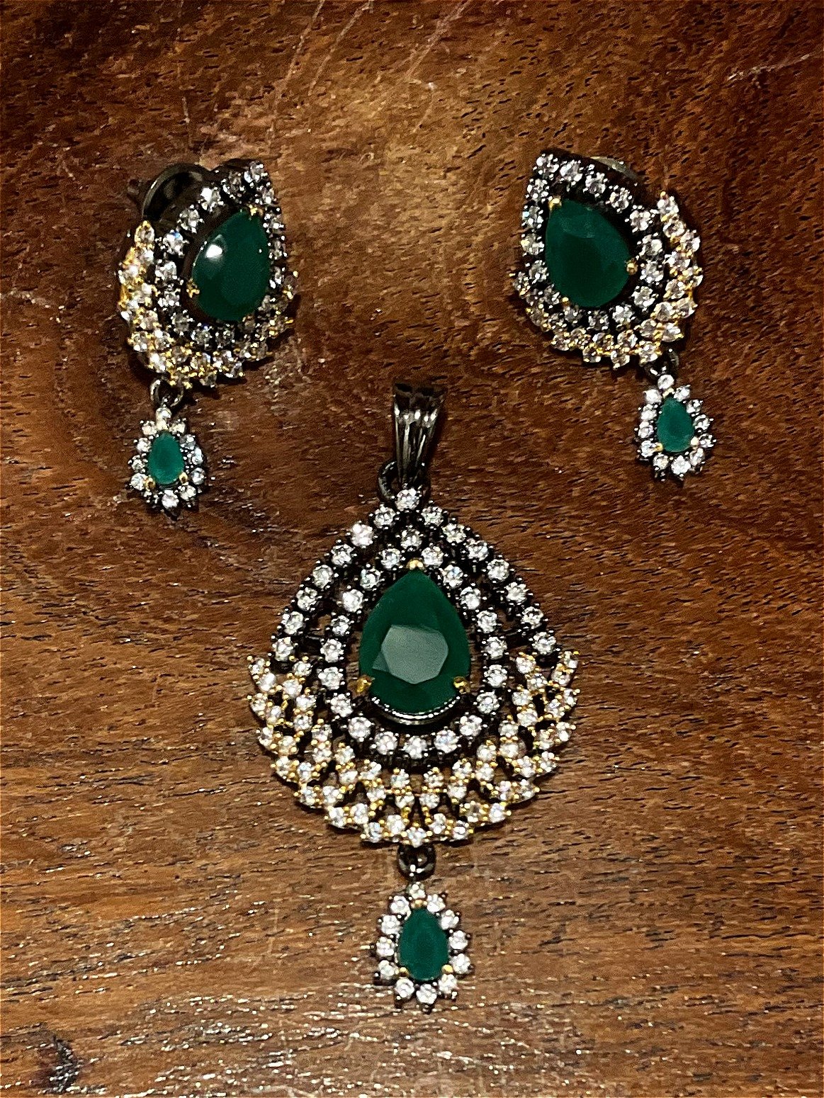 Pendant set PSET-RO-001