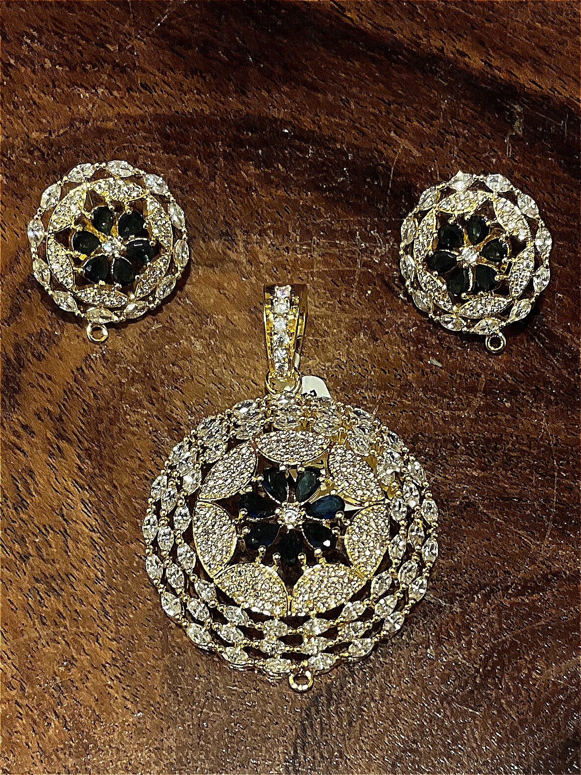 Pendant set PSET-GP-034