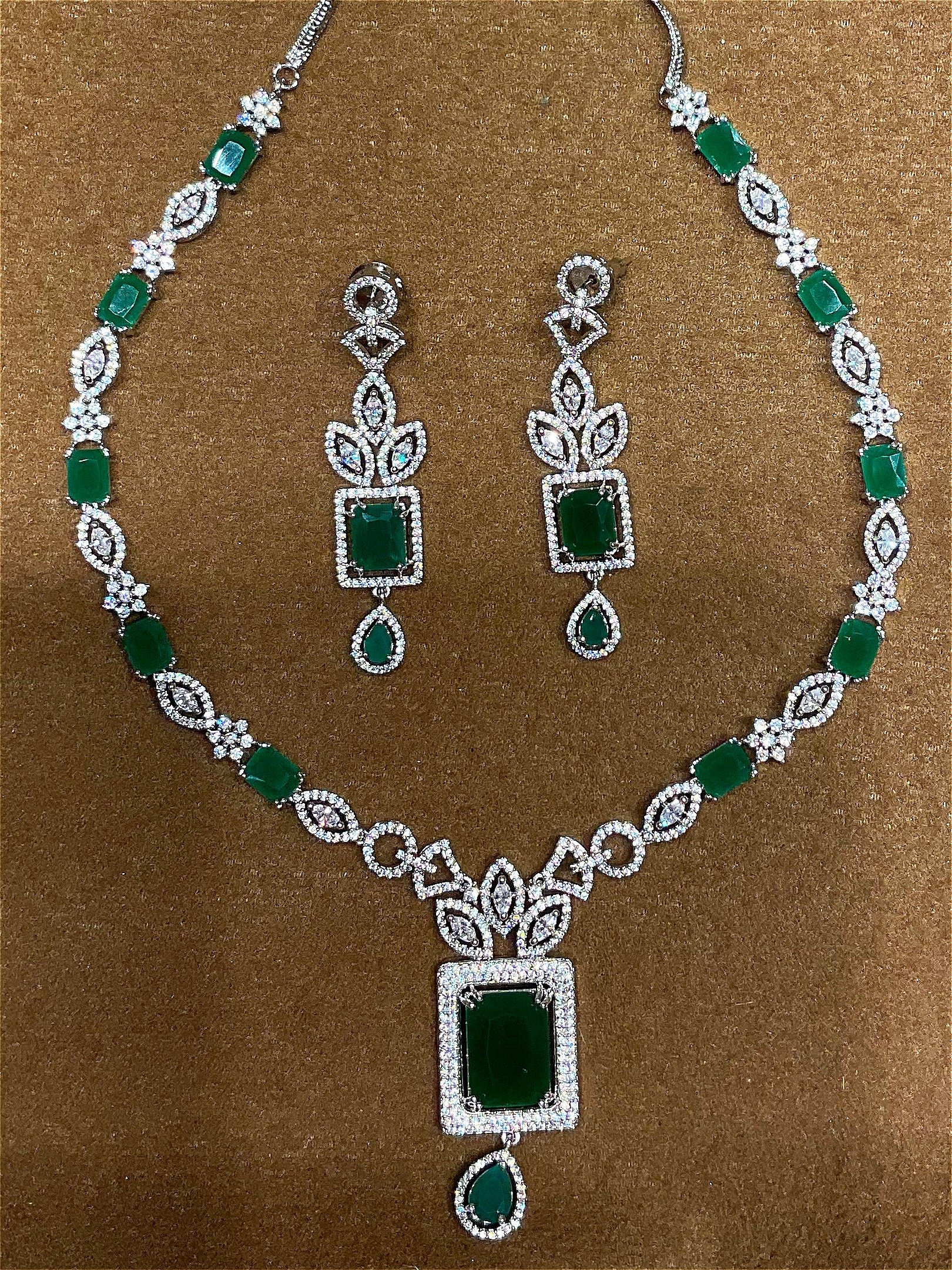 Stone necklace NCK-RO-ST-089