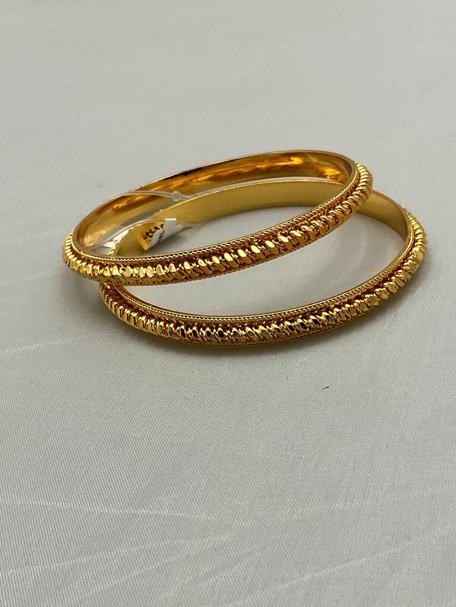 Antique bangle BNG-AQ-002