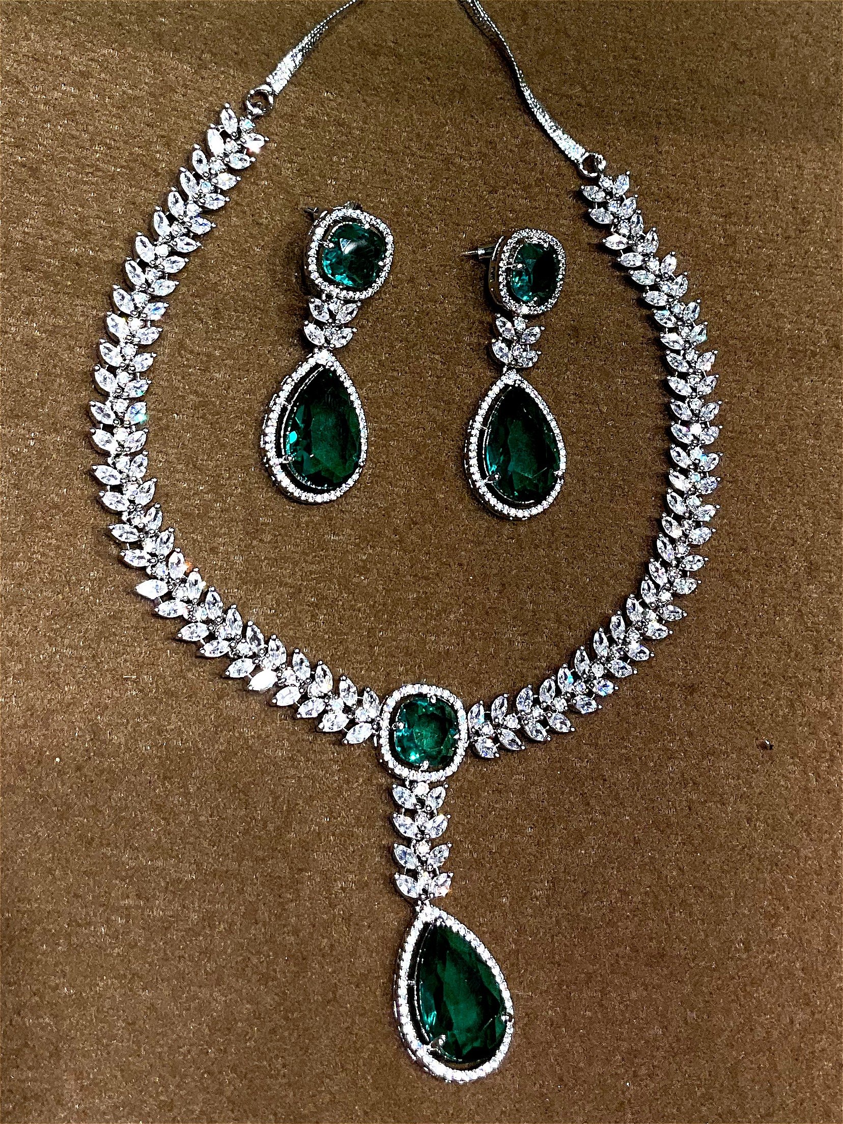 Stone necklace NCK-RO-ST-073
