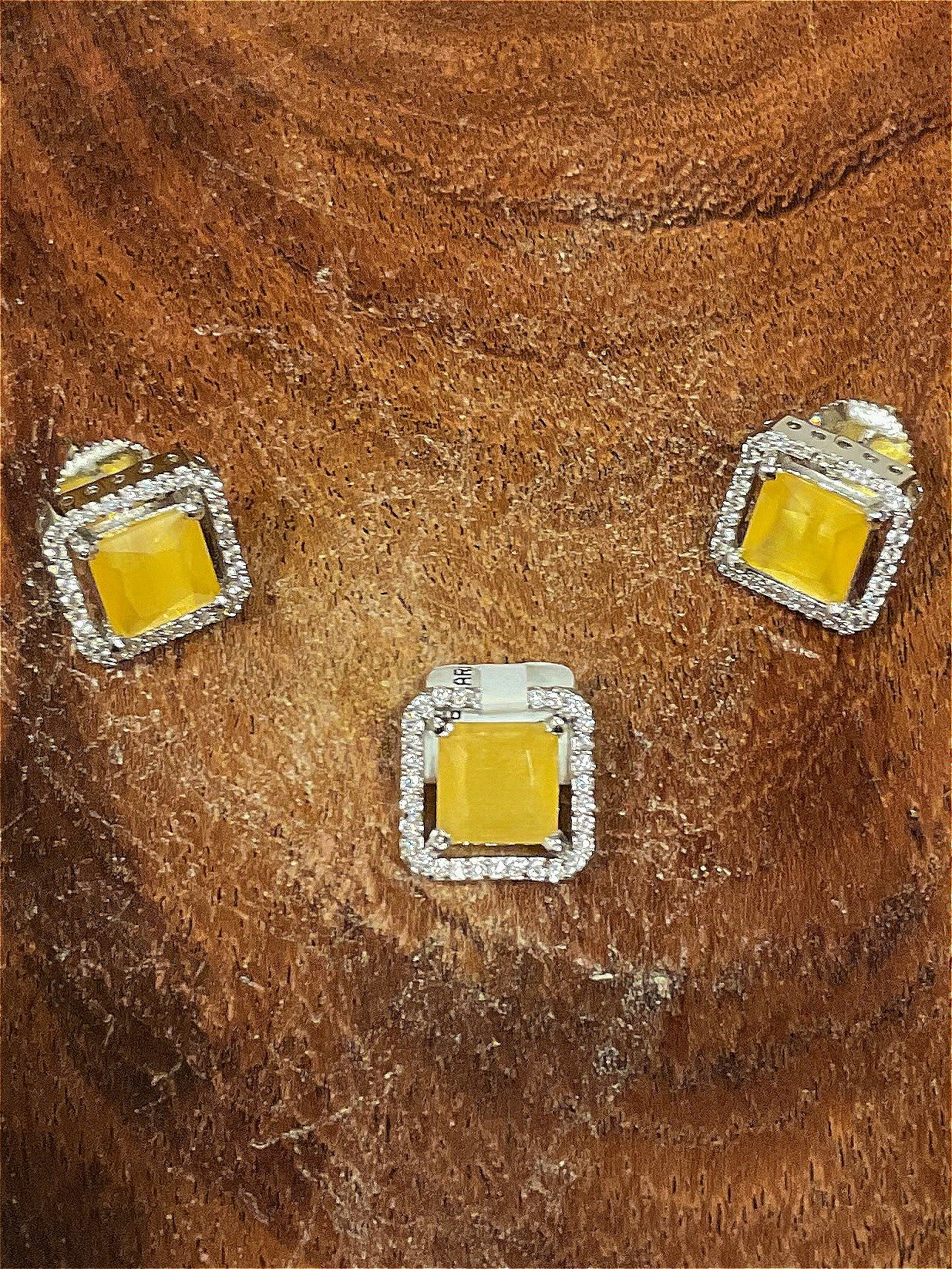 Side pendant SPS-GP-006