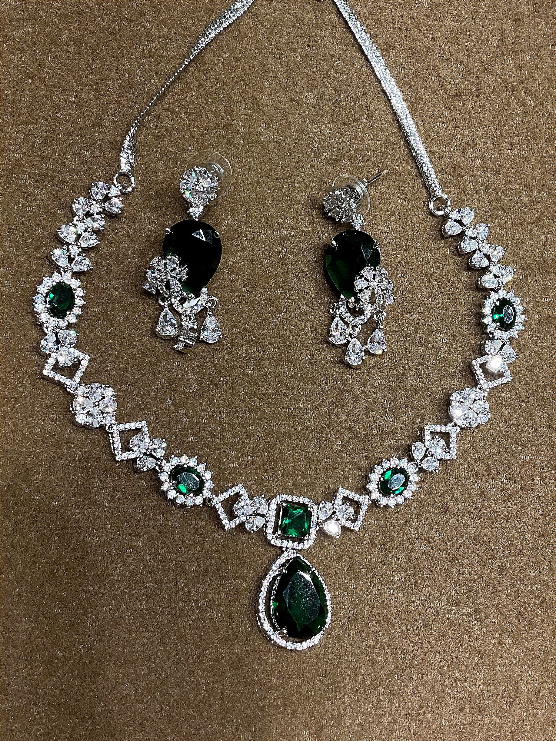 Stone necklace NCK-RO-ST-080
